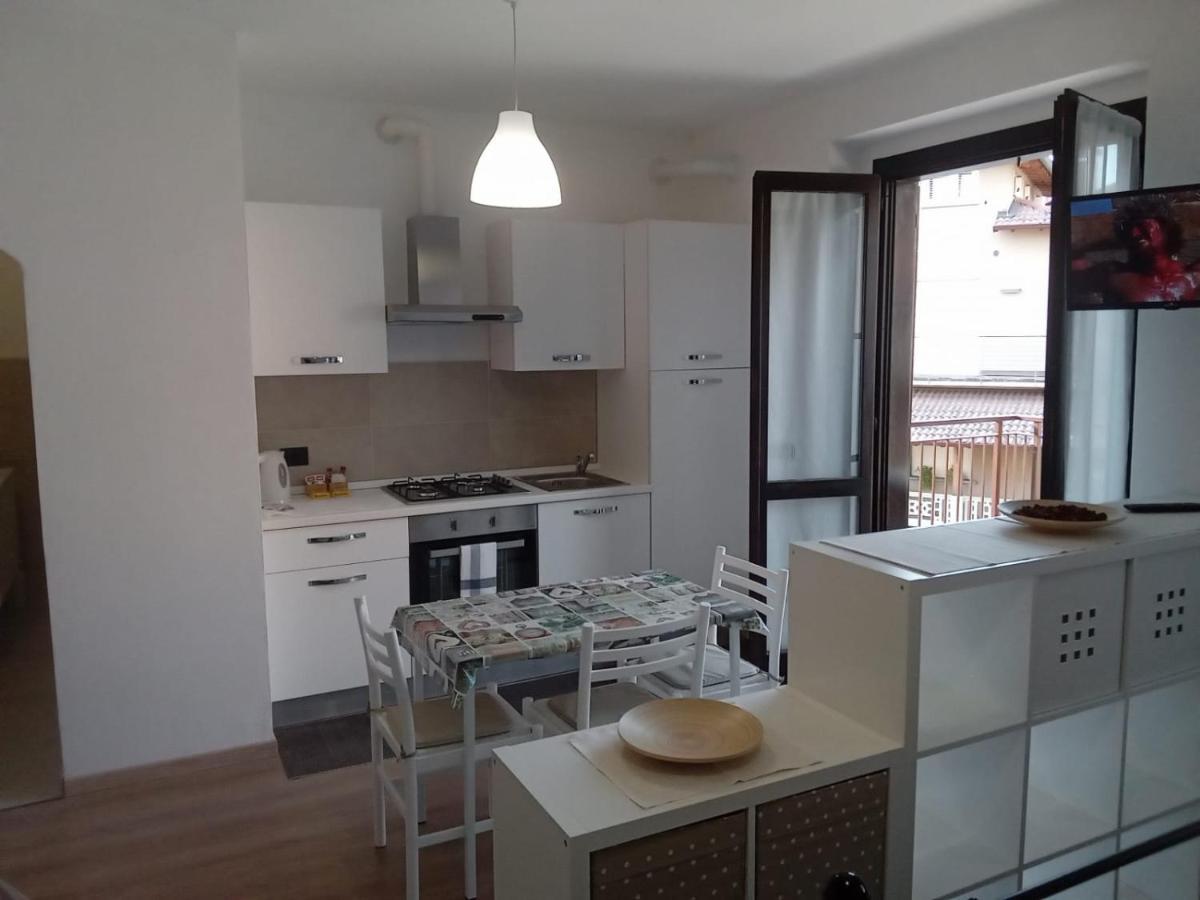 Casa Stefania 3 Lejlighed Mandello del Lario Eksteriør billede