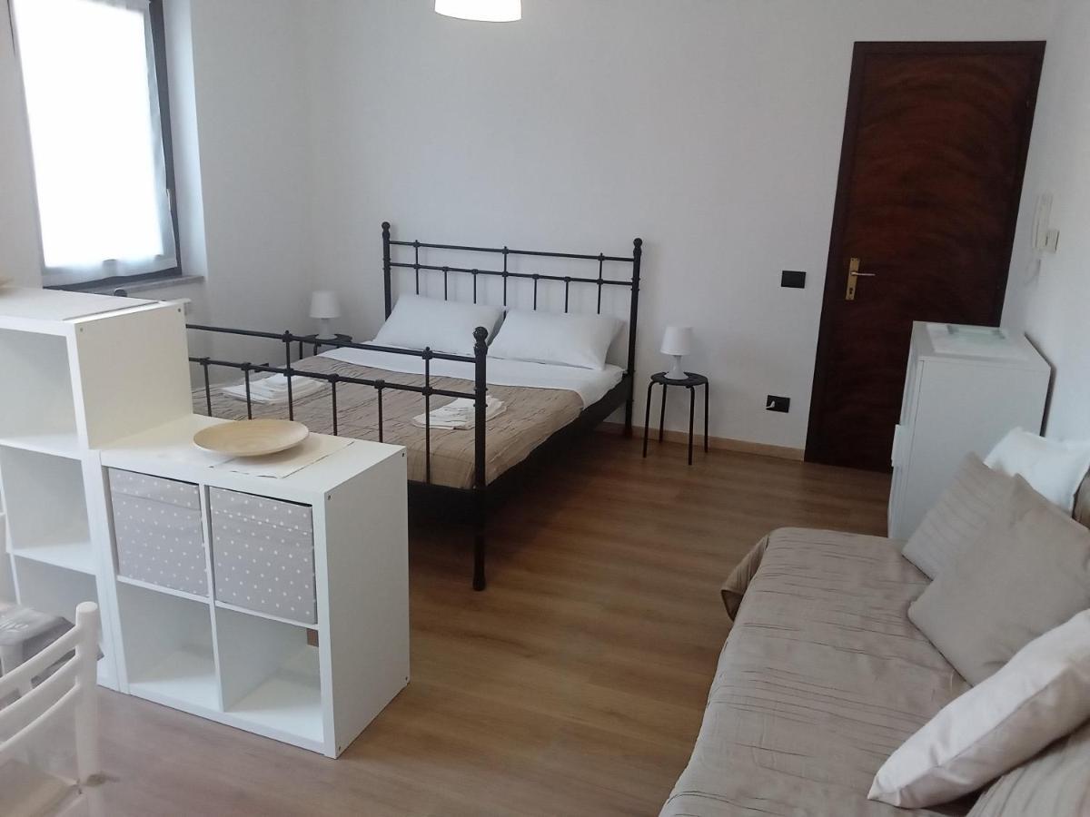 Casa Stefania 3 Lejlighed Mandello del Lario Eksteriør billede
